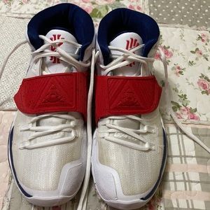 Men’s Nike Kyrie VI Shoes